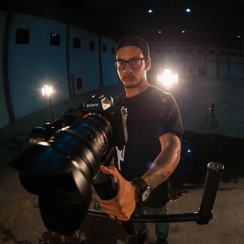Retrato profissional de Vitor Bido